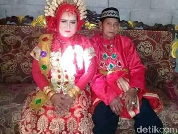 Potret Kakek Pato Nikahi Gadis 28 Tahun yang Baru Kenal 10 Hari