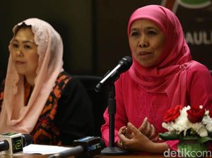 Sepak Terjang Khofifah, Anak Gunung dan Suka Motor Jadi Gubernur Jatim Sepak Terjang Khofifah, Anak Gunung dan Suka Motor Jadi Gubernur Jatim