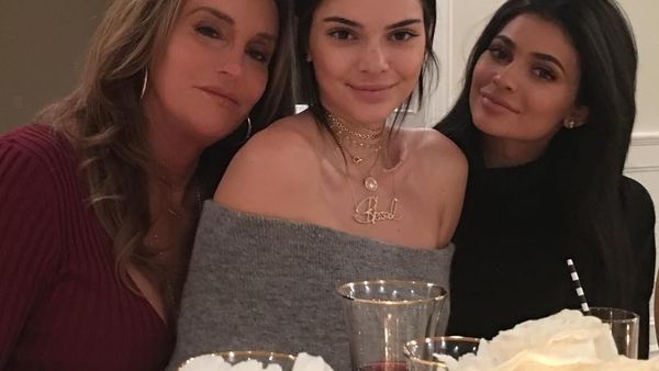 Intip Keseruan Caitlyn Jenner Makan Bareng Kendall dan Kylie