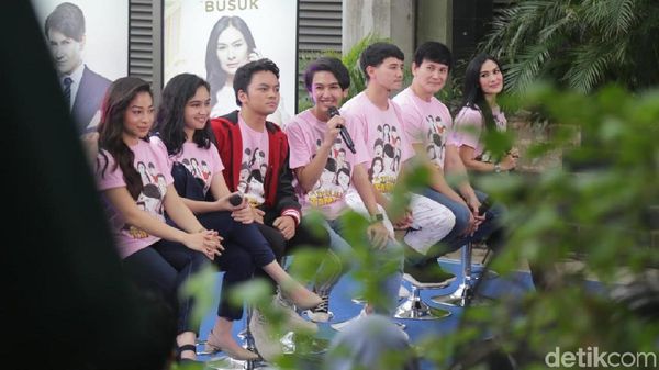 Rilis Film Terlalu Tampan di  Jakarta