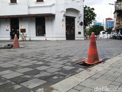 Penutup Saluran Air di Kawasan Kota Lama Semarang Hilang