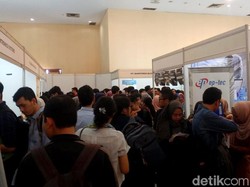 BUMN Logistik Buka 4 Lowongan Kerja buat S1 Nih, Minat?