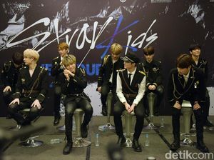 Stray Kids Suguhkan Penampilan Spesial di Unveil Tour in Jakarta Stray Kids Suguhkan Penampilan Spesial di Unveil Tour in Jakarta