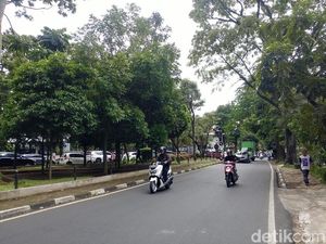 Menyusuri Jalan Sukajadi Bandung Pasca Sepekan Direkayasa Menyusuri Jalan Sukajadi Bandung Pasca Sepekan Direkayasa