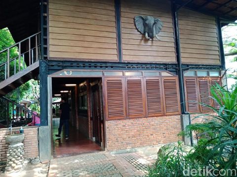 5 Rumah Makan Bernuansa Alam di Tangerang Selatan, Sejuk Banget