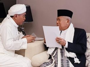 Maruf Ziarah ke Makam Syekh Muhammad Arsyad Al-Banjari di Kalsel Maruf Ziarah ke Makam Syekh Muhammad Arsyad Al-Banjari di Kalsel