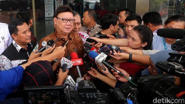 Mendagri Tjahjo Kumolo Diperiksa KPK Terkait Meikarta