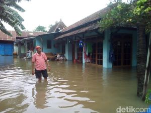 Kudus Diguyur Hujan Sejak Kemarin, Rumah Warga Terendam Banjir