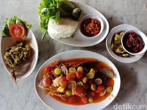 Sop Iga hingga Gurame Saus Buah di Bupe Resto Sop Iga hingga Gurame Saus Buah di Bupe Resto