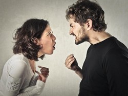 Tak Mau Bayar Makanan Sang Istri, Pria Ini Hubungi Polisi