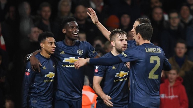 Burnley Sedang Oke, Tapi MU Masih Hot