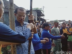 Sempat Viral, Akhirnya Rumah Reyot Kakek Sadikun Diperbaiki