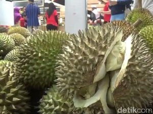Nyam! Begini Rasa Durian J-Queen Seharga Rp 14 Juta