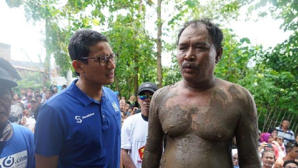 Ini Ilyas Pria Berlumpur yang Bantah Tuduhan Sandiwara Uno II