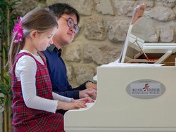 Adhi Jacinth Tanumihardja, Bermusik dari Indonesia Sampai ke Jerman