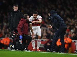 Koscielny dan Sokratis Absen, Arsenal Siapkan Mavropanos