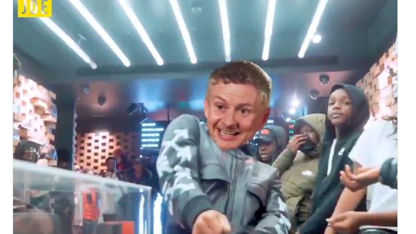 Meme-meme Lucu Soal Arsenal Dilibas MU