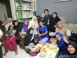 Cara Emak-emak Kampung Tengah Cegah Racun Intoleransi Politik Cara Emak-emak Kampung Tengah Cegah Racun Intoleransi Politik
