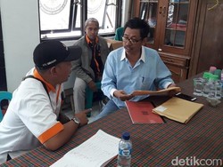 Tabloid Indonesia Barokah Beredar di 10 Masjid Kota Surabaya