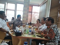 Pujian Anies ke Program Jokowi dan Keakraban Saat Makan Siang