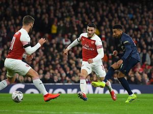Duel Klasik Arsenal Vs MU di Stadion Emirates Duel Klasik Arsenal Vs MU di Stadion Emirates