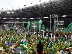 Foto: Jemaah Muslimat NU Hijaukan GBK