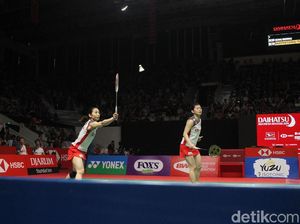 Misaki/Ayaka Juara Ganda Putri Indonesia Masters Misaki/Ayaka Juara Ganda Putri Indonesia Masters