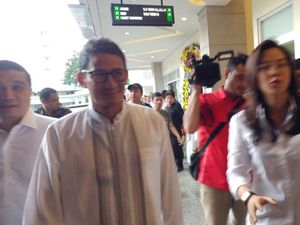 Sandiaga Melayat ke Rumah Duka Eka Tjipta Widjaja