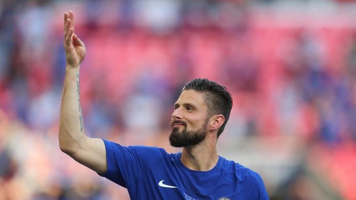 Masa depan Olivier Giroud di Chelsea masih jadi tanda tanya (Foto: Catherine Ivill/Getty Images)