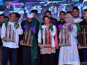 Menteri Rini Hadiri Pembukaan Islamic Nexgen Fest Menteri Rini Hadiri Pembukaan Islamic Nexgen Fest
