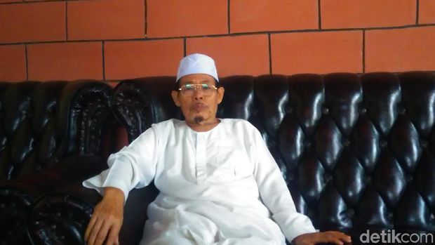 Tokoh Islam di Kampung Sawah Kiai Haji Rachmadin Afif