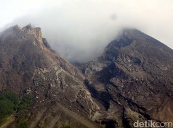 Waspada! Gunung Merapi Mulai Keluarkan Awan Panas