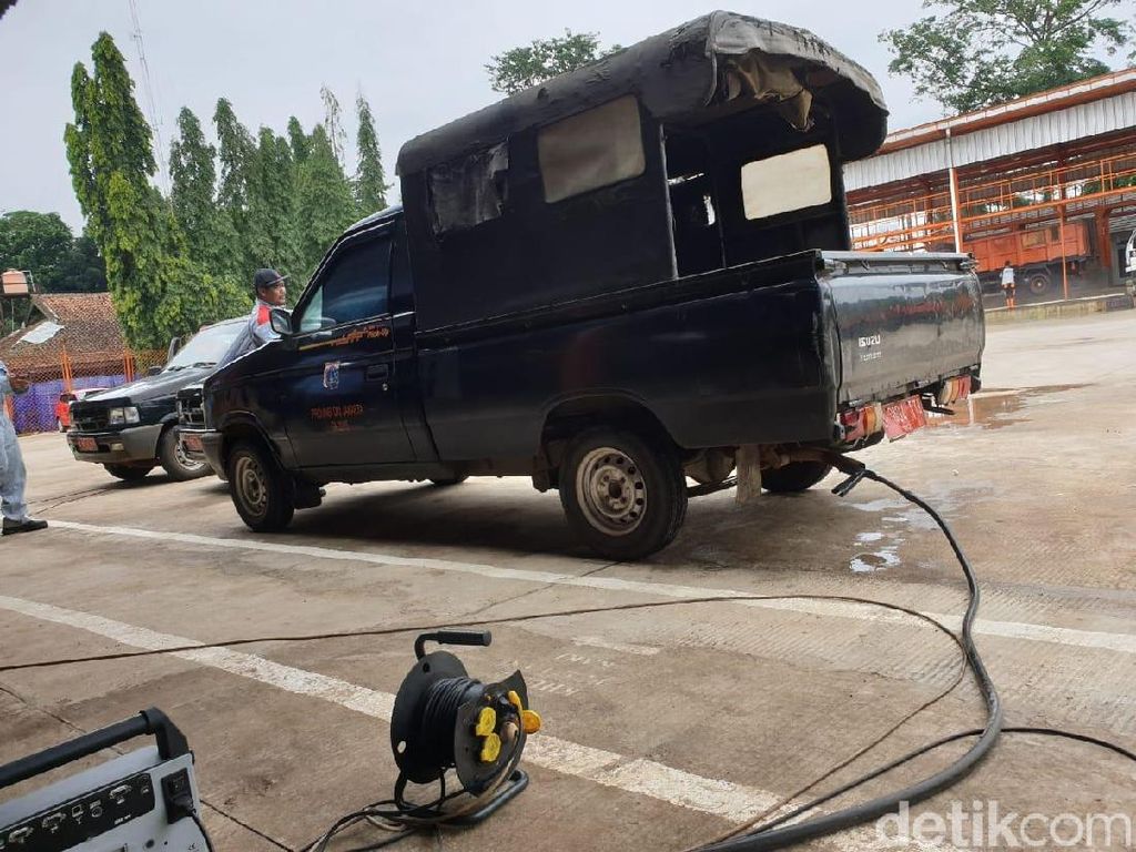Lebih Bahaya Mana, Asap Hitam Mesin Diesel atau Bensin? Lebih Bahaya Mana, Asap Hitam Mesin Diesel atau Bensin?