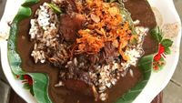 Yuk, Hangatkan Badan dengan Sarapan Nasi Pindang yang Gurih Enak!