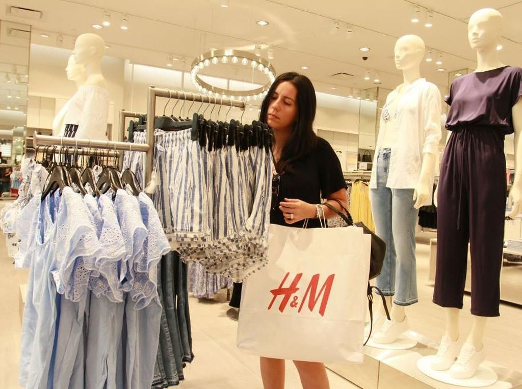 Komitmen Ramah Lingkungan, H&M Kini Menyediakan Layanan Sewa Baju di Toko Komitmen Ramah Lingkungan, H&M Kini Menyediakan Layanan Sewa Baju di Toko