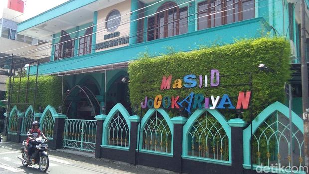 Masjid Jogokariyan, Yogyakarta. 