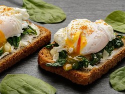 5 Cara Bikin Sarapan Telur Lebih Sehat