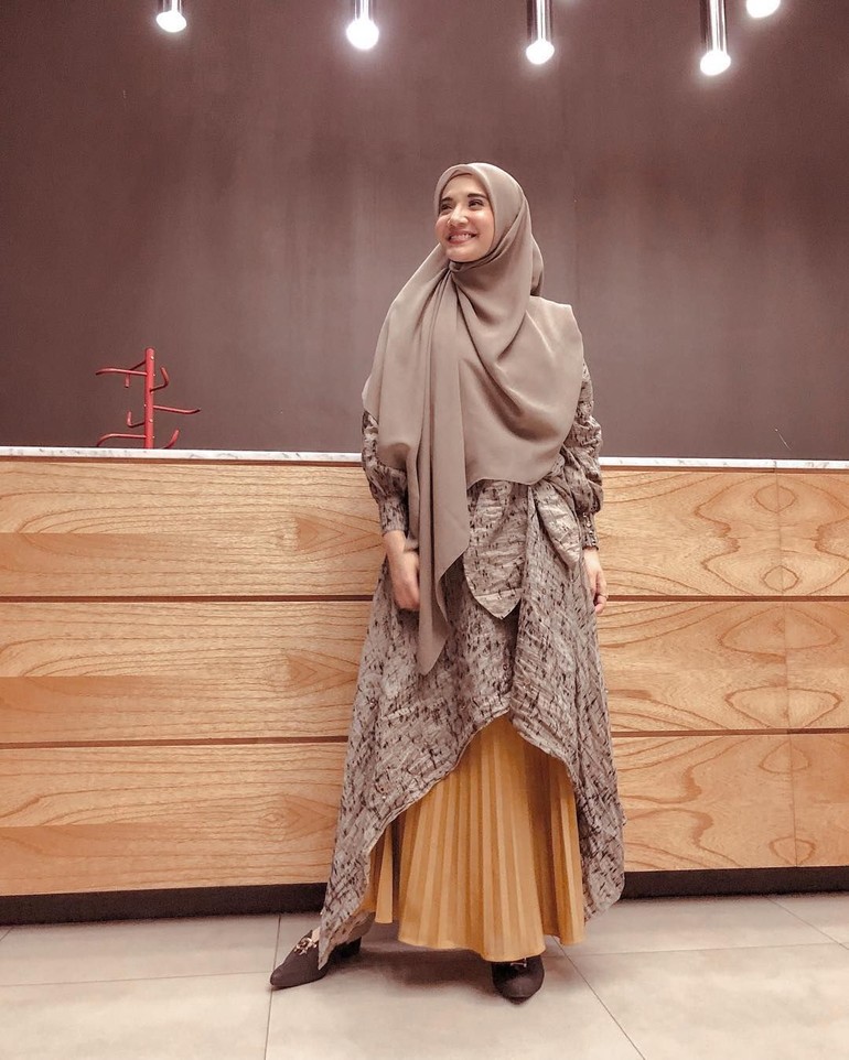 Style Hijab Rok Syari