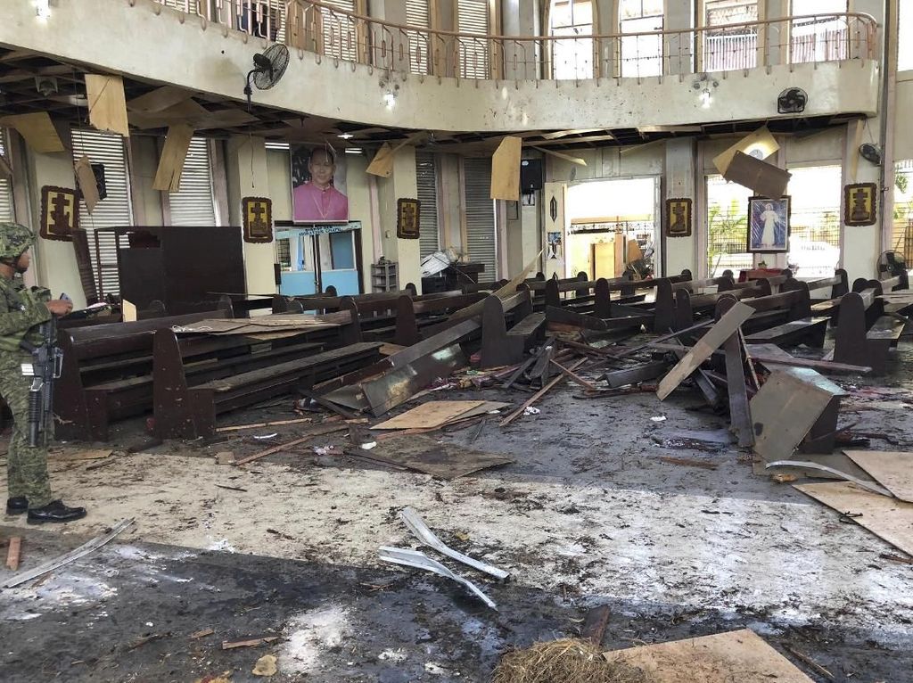 ISIS Mengklaim Bertanggung Jawab Atas Ledakan Bom di Gereja Filipina ISIS Mengklaim Bertanggung Jawab Atas Ledakan Bom di Gereja Filipina