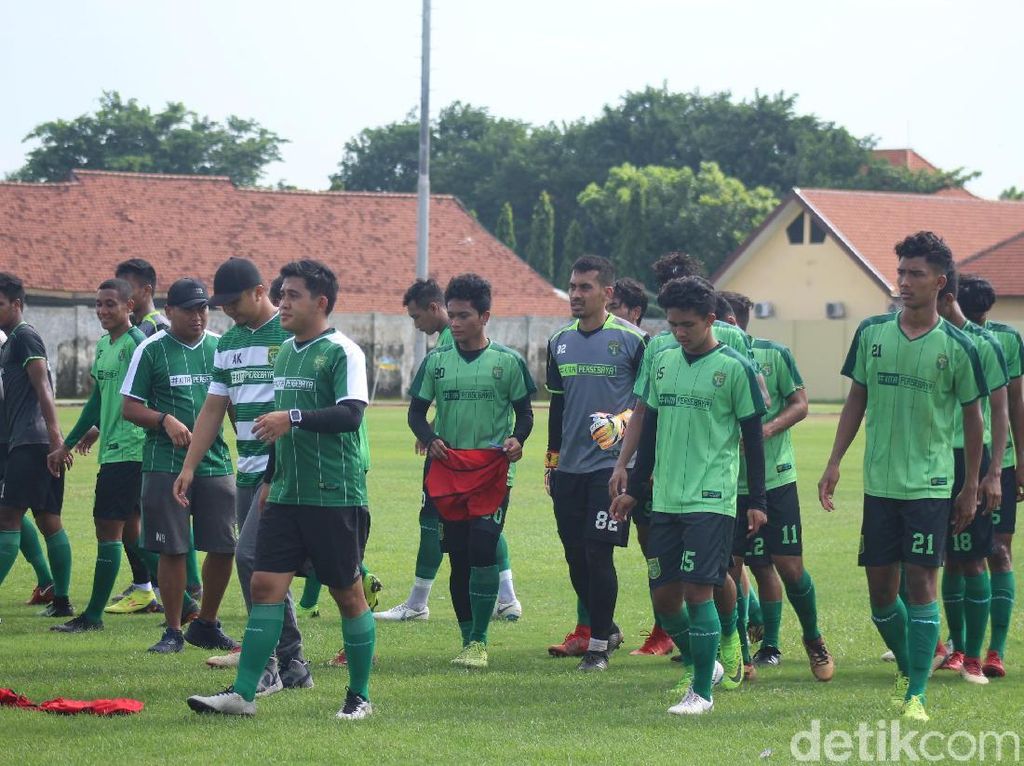 Pertandingan dengan Persinga Tak Jelas, Persebaya Ubah Porsi Latihan Pertandingan dengan Persinga Tak Jelas, Persebaya Ubah Porsi Latihan
