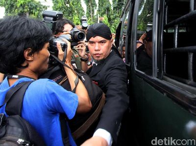 Ahmad Dhani Divonis Penjara, James Ingram, Saphira Indah hingga Bella Luna