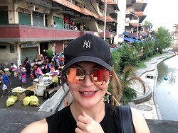 Tamara Bleszynski Posting Foto Mike Lewis dan Pacar, Doakan yang Terbaik