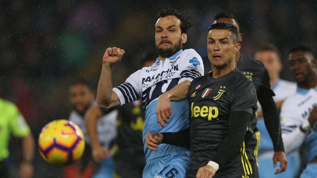 Juventus Tundukkan Si Elang Lazio di Olimpico