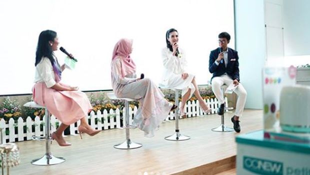 Fasty Arum Utami S.Gz.Msc dan Sandra Dewi