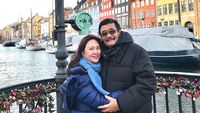 Menikah 19 Tahun, Kemesraan Djarot & Happy Senantiasa Awet