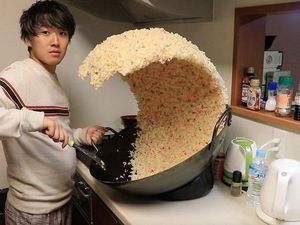 Gara-gara Foto Nasi Goreng Viral, YouTuber Ini Jadi Meme Populer