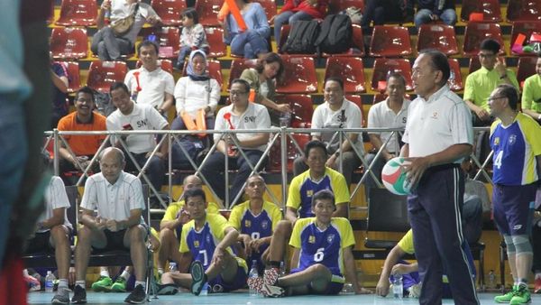 Dukung Pembinaan Atlet Muda Voli