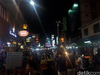 Thailand: Antara Seks, Gender dan Kehidupan Religius