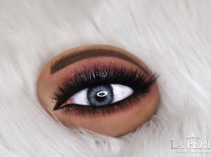 Cantiknya! Ini 10 Hasil Riasan di Kulit Telur Mentah Milik Netizen