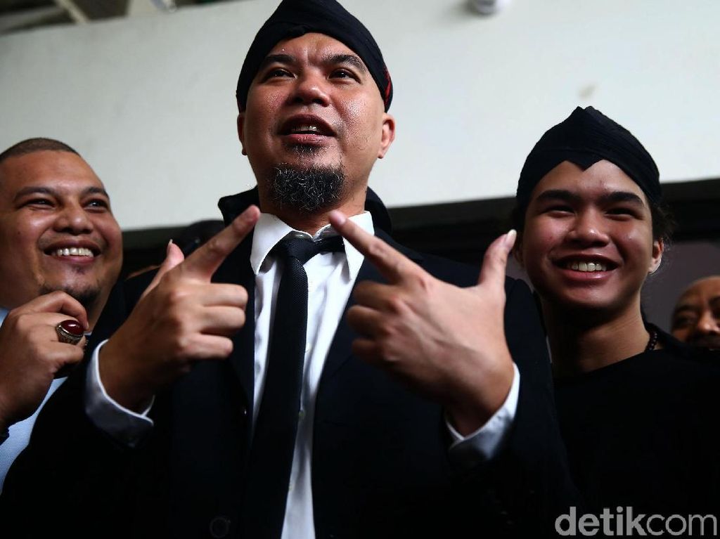 Divonis 1,5 Tahun, Ahmad Dhani: Saya Nggak Pernah Ujaran Kebencian Divonis 1,5 Tahun, Ahmad Dhani: Saya Nggak Pernah Ujaran Kebencian